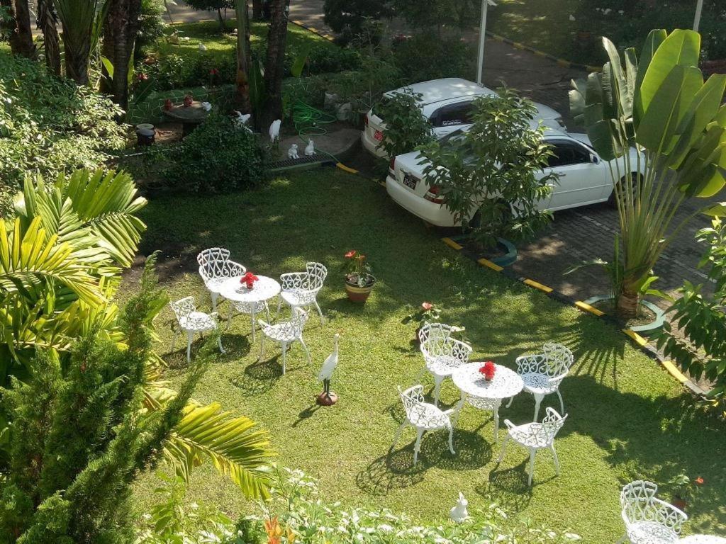 Yuzana Garden Hotel Yangon Dış mekan fotoğraf